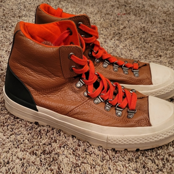 Mens Leather Converse size 9.5men. - Picture 5 of 5